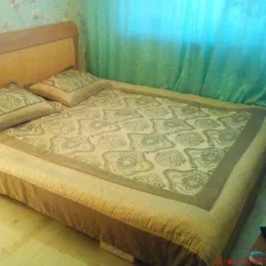 Продам двуспальную кровать