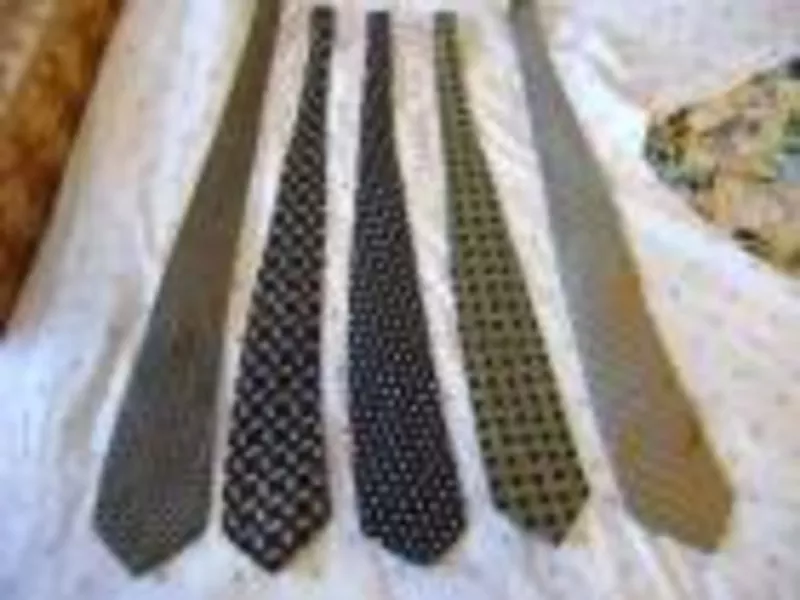 Продам новые мужские костюмы классика 54-56/174-182Россия+галстук 3